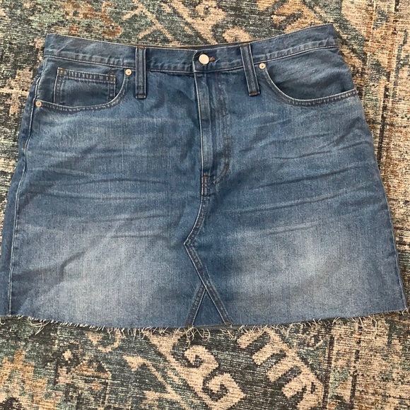 Madewell Denim A-Line Mini Skirt in Leandra Wash - Picture 2 of 3